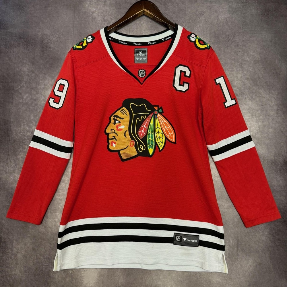 Chicago Blackhawks Jersey Women Medium Red NHL Hockey Toews 19 Fanatics Captain